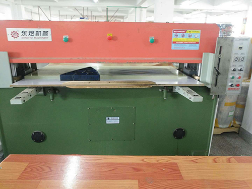 DY-40T沖三角片機(jī)